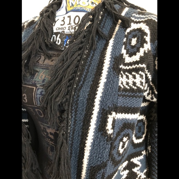 Anthropologie Dolan Cardigan Blue Aztec Print - Picture 2 of 5